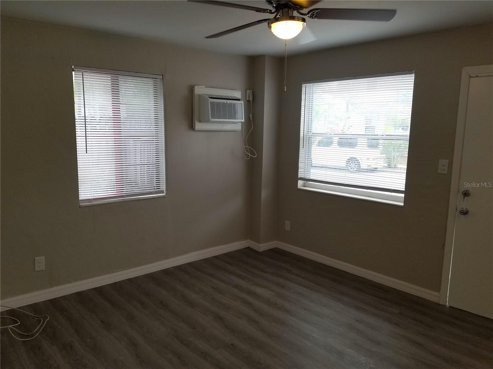 UPTOWN - Residential Lease