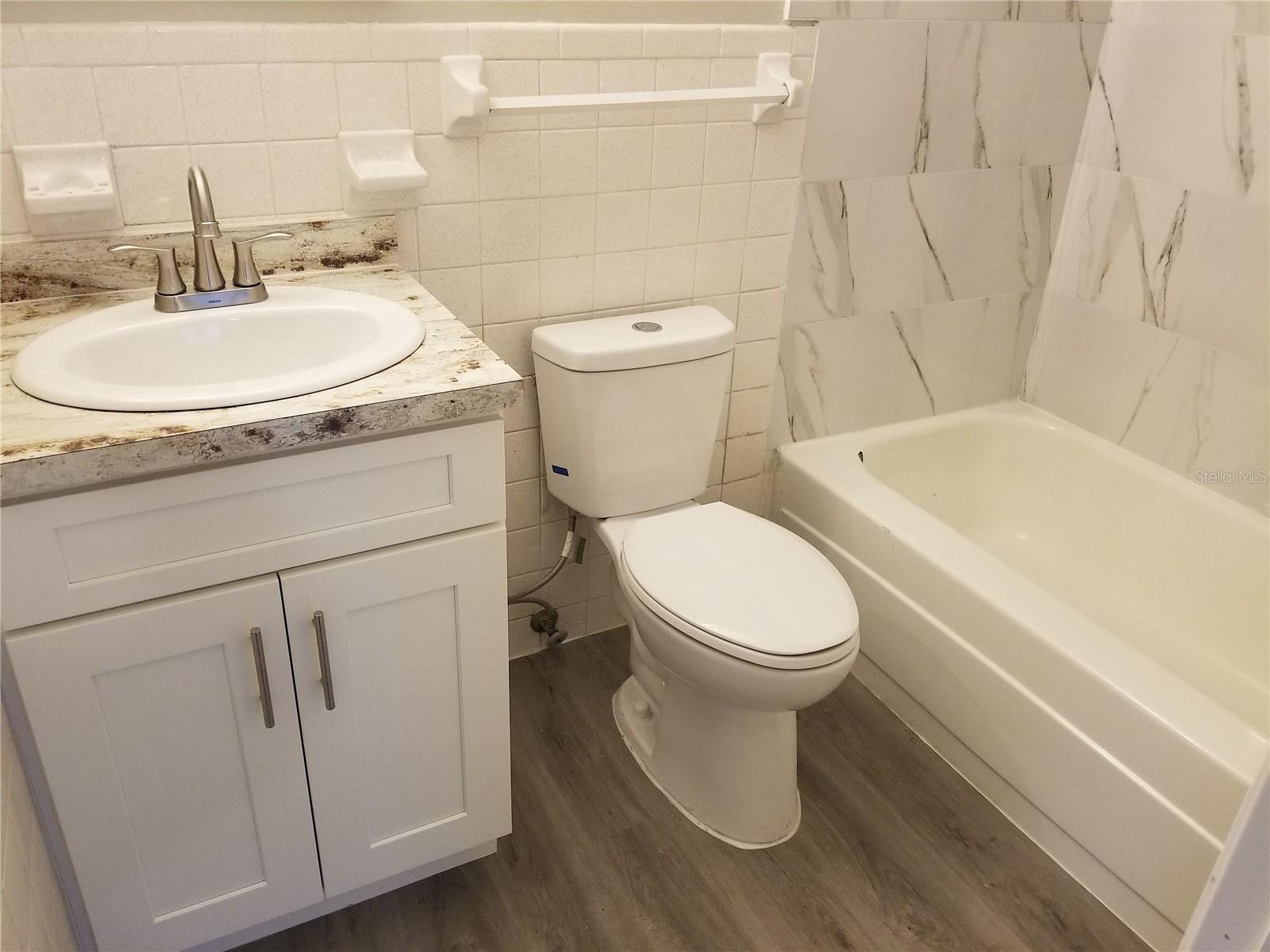 UPTOWN - Residential Lease