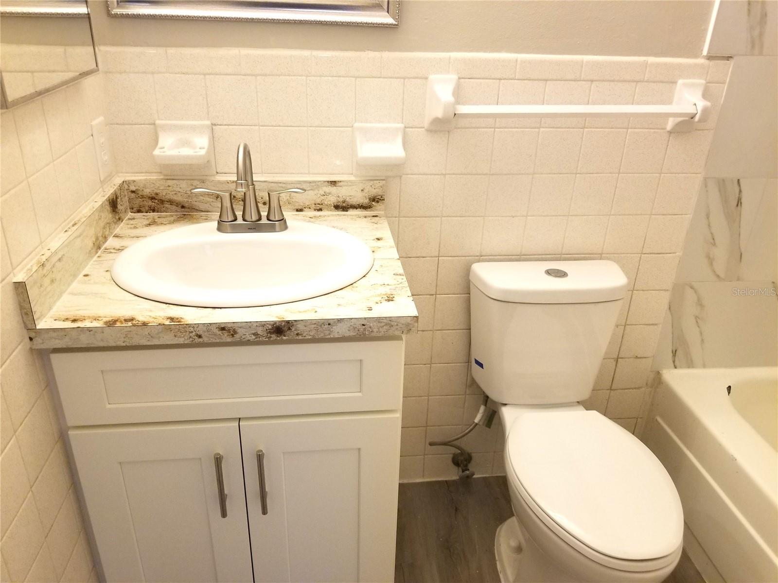 UPTOWN - Residential Lease