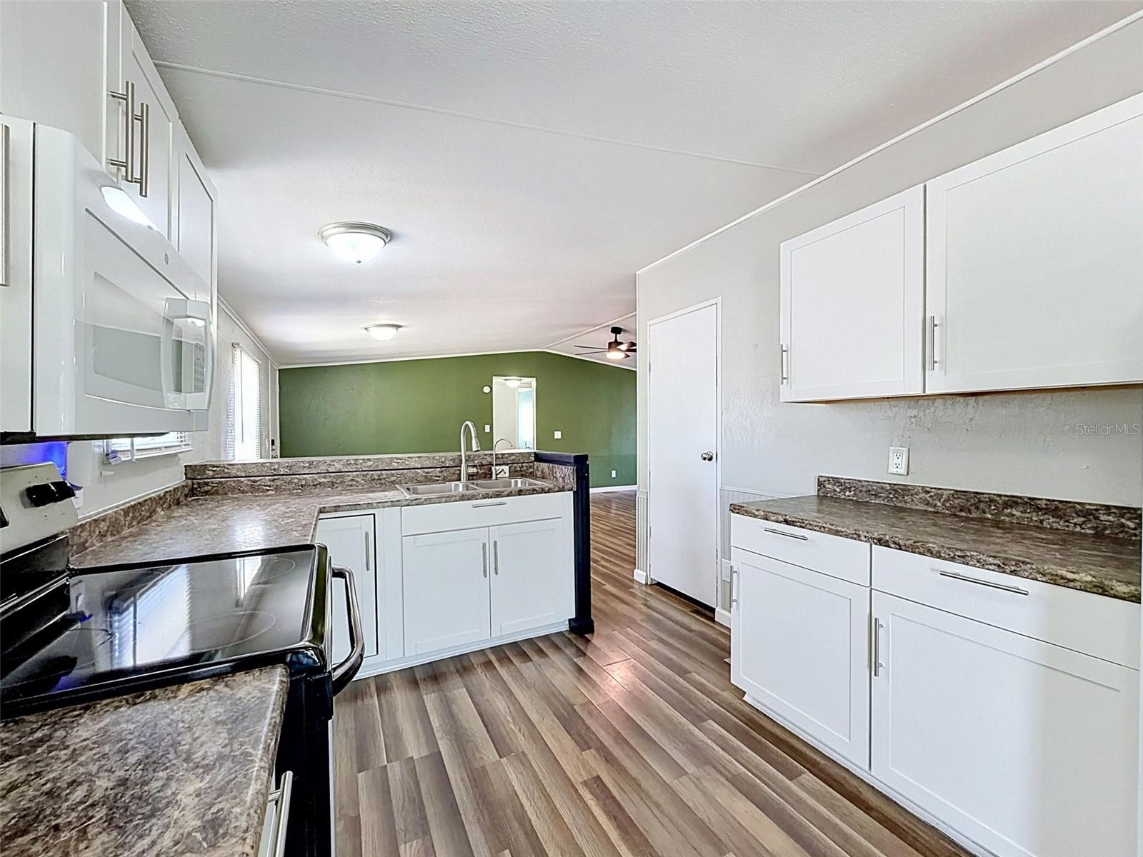 HUDSON HILLS - Residential