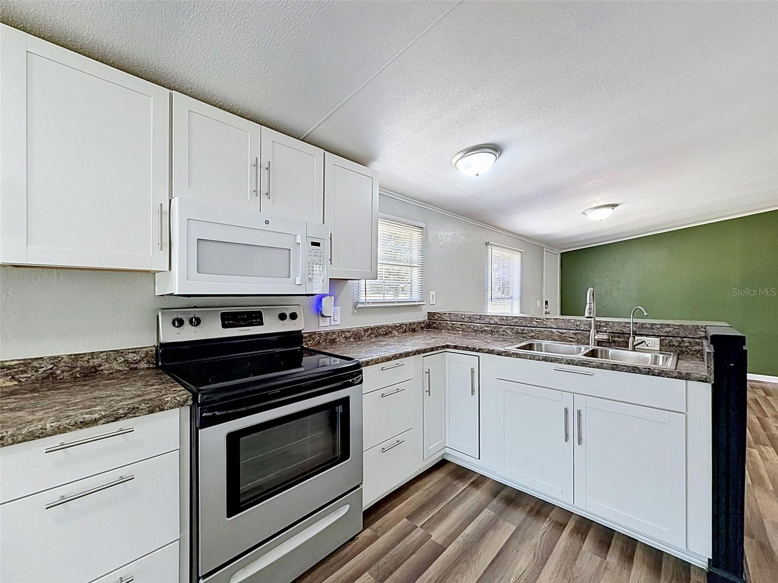 HUDSON HILLS - Residential