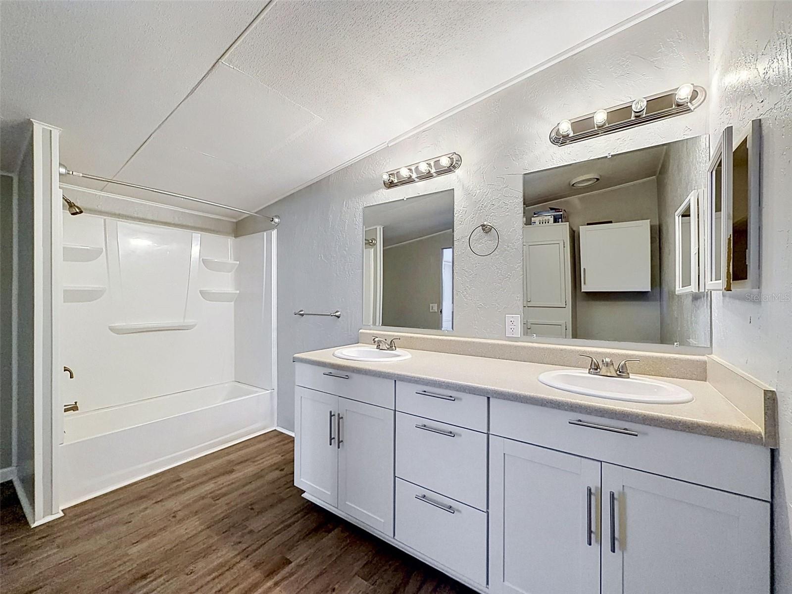 HUDSON HILLS - Residential