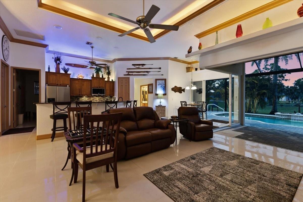 ROTONDA WEST LONG MEADOW - Residential