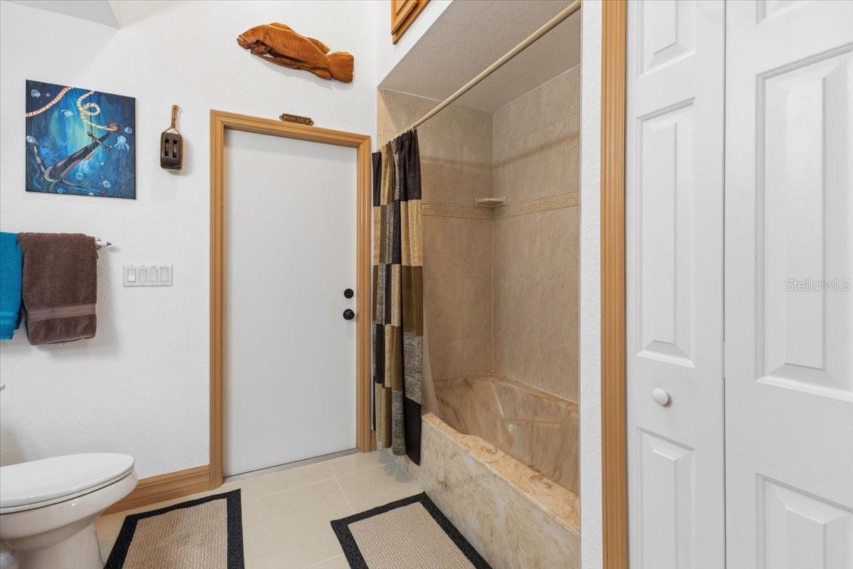 ROTONDA WEST LONG MEADOW - Residential