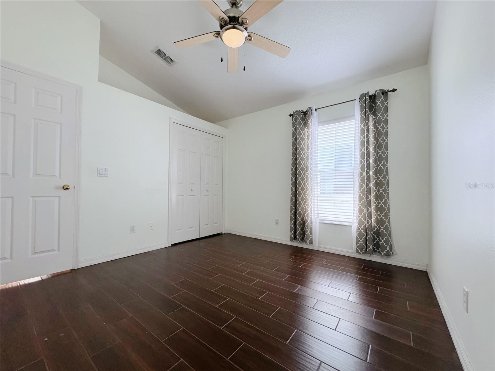 HUNTERS CREEK TRACT 125 - Residential Lease