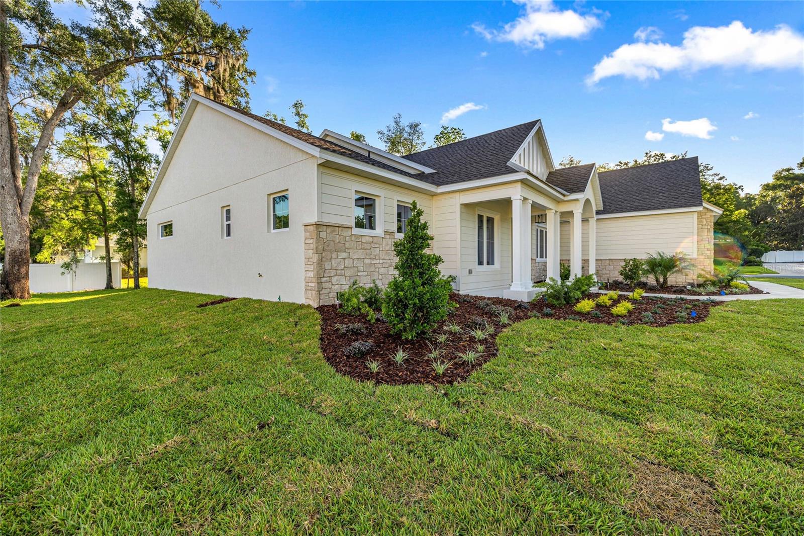 SUMMERSET ESTATE - Residential