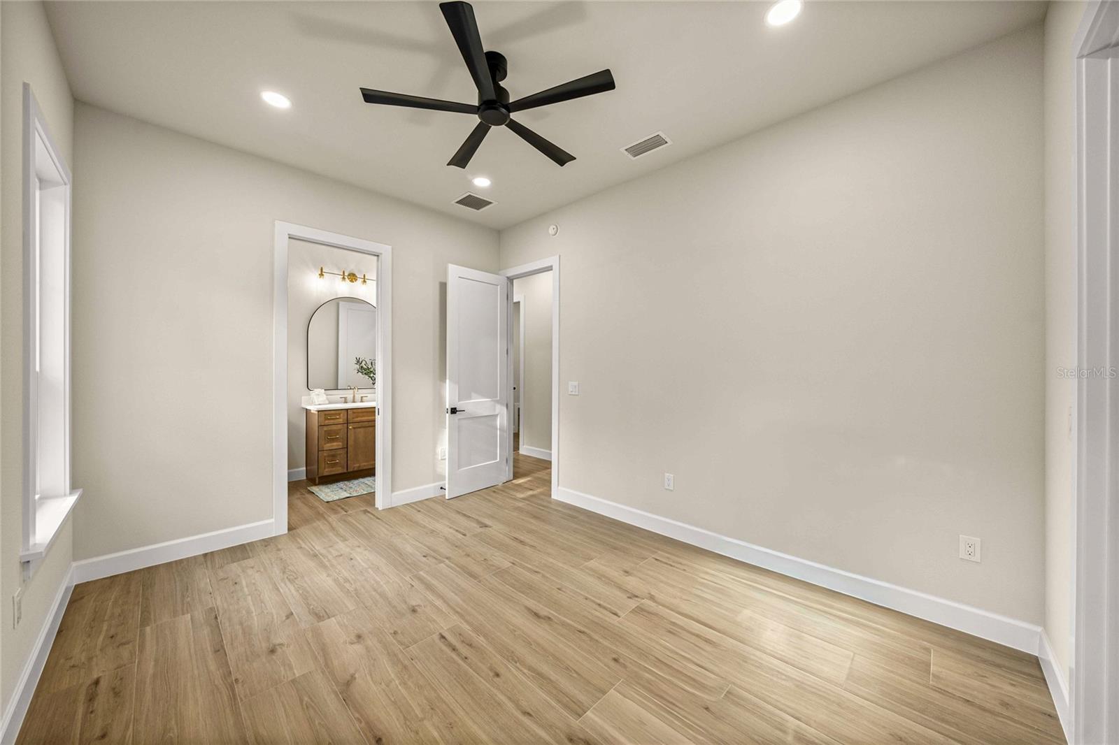 SUMMERSET ESTATE - Residential