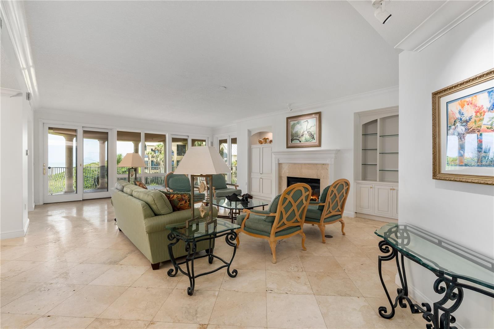 OCEAN CLUB VILLAS SOUTH - Residential