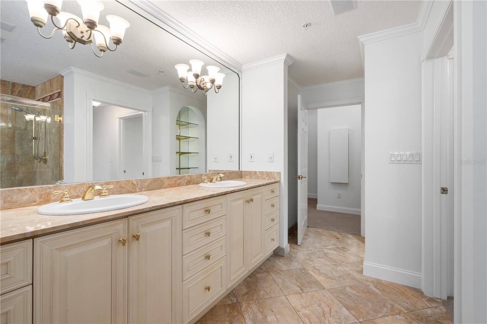 OCEAN CLUB VILLAS SOUTH - Residential