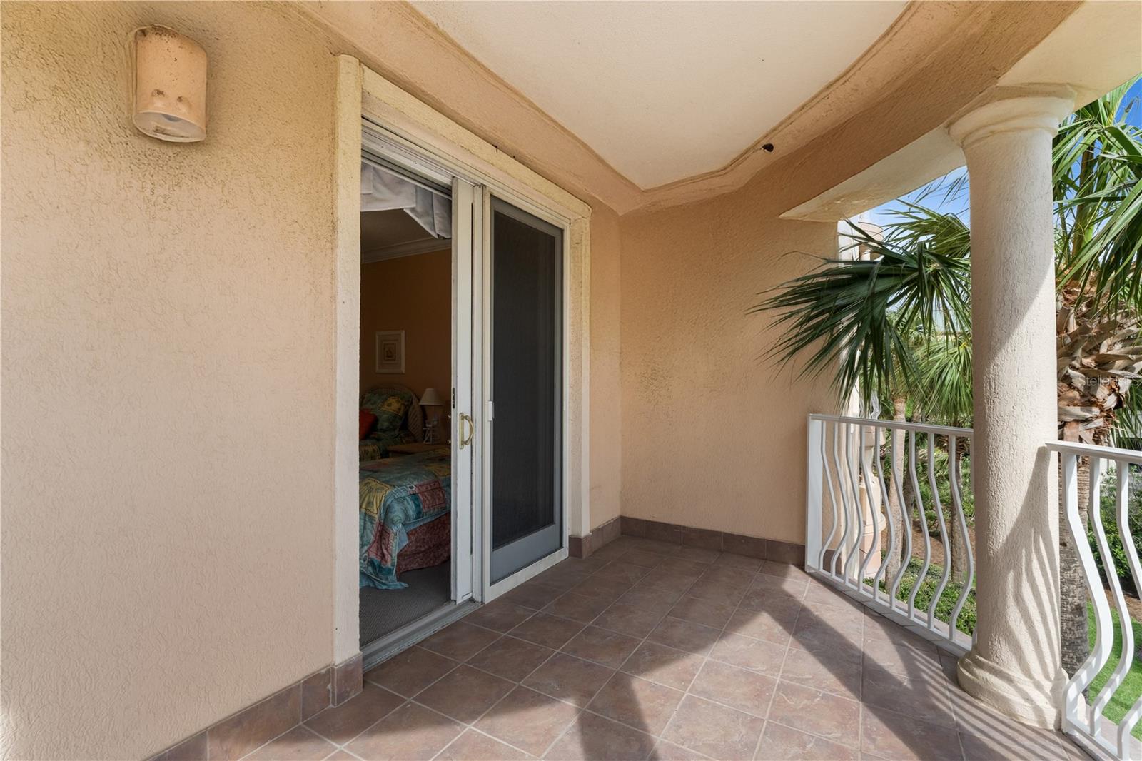 OCEAN CLUB VILLAS SOUTH - Residential