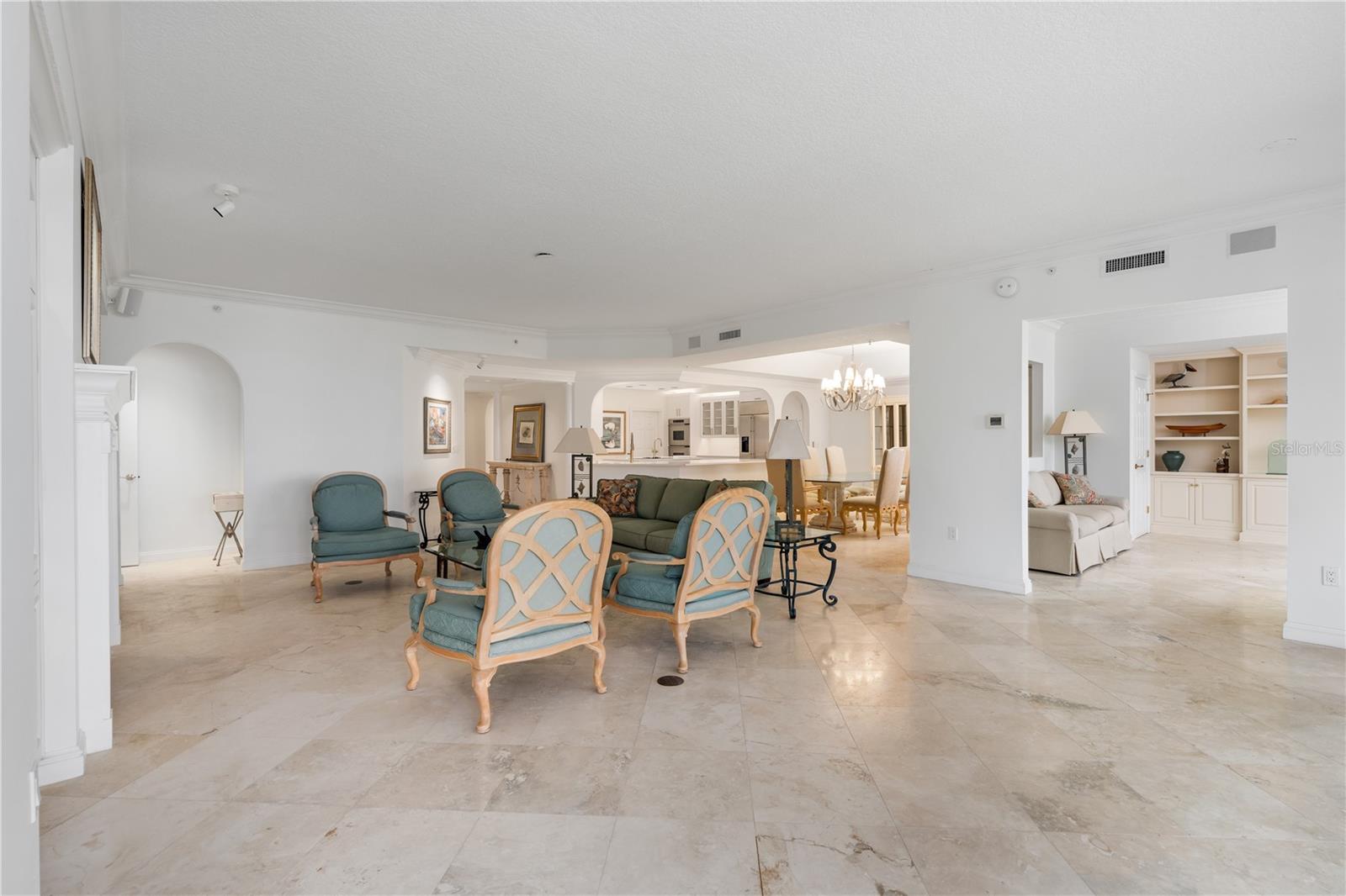 OCEAN CLUB VILLAS SOUTH - Residential