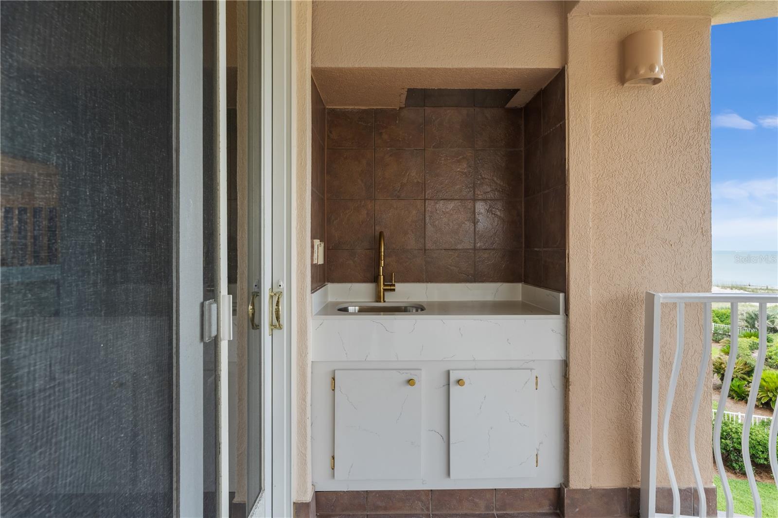 OCEAN CLUB VILLAS SOUTH - Residential