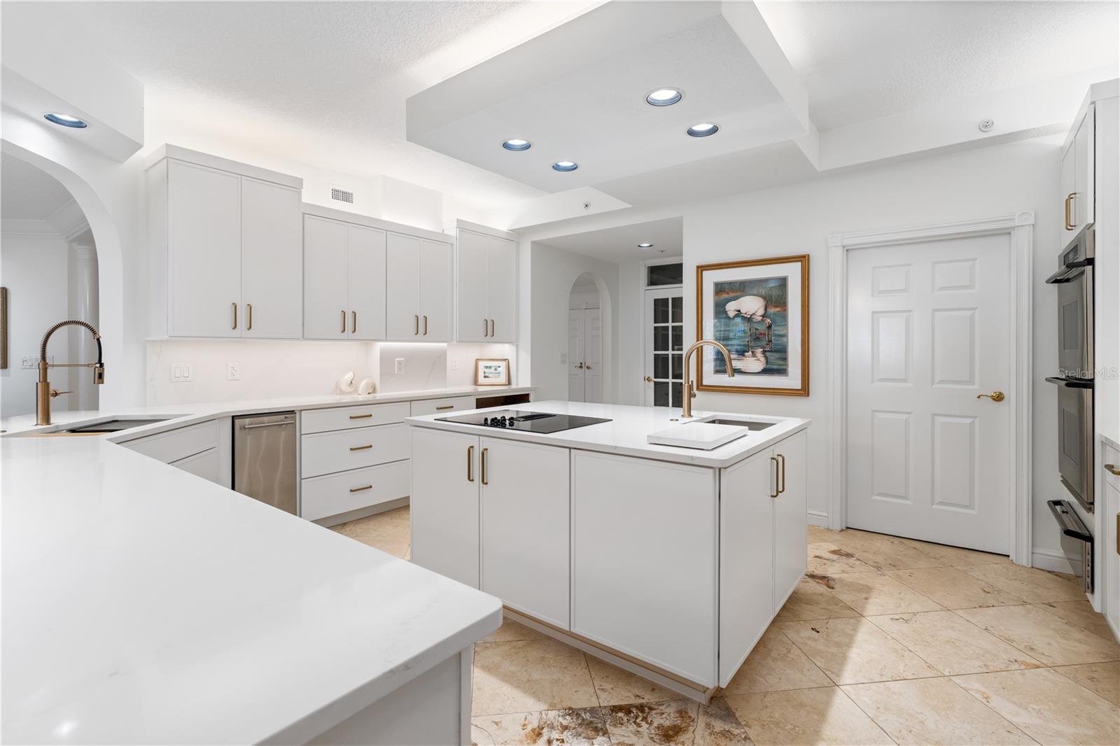 OCEAN CLUB VILLAS SOUTH - Residential