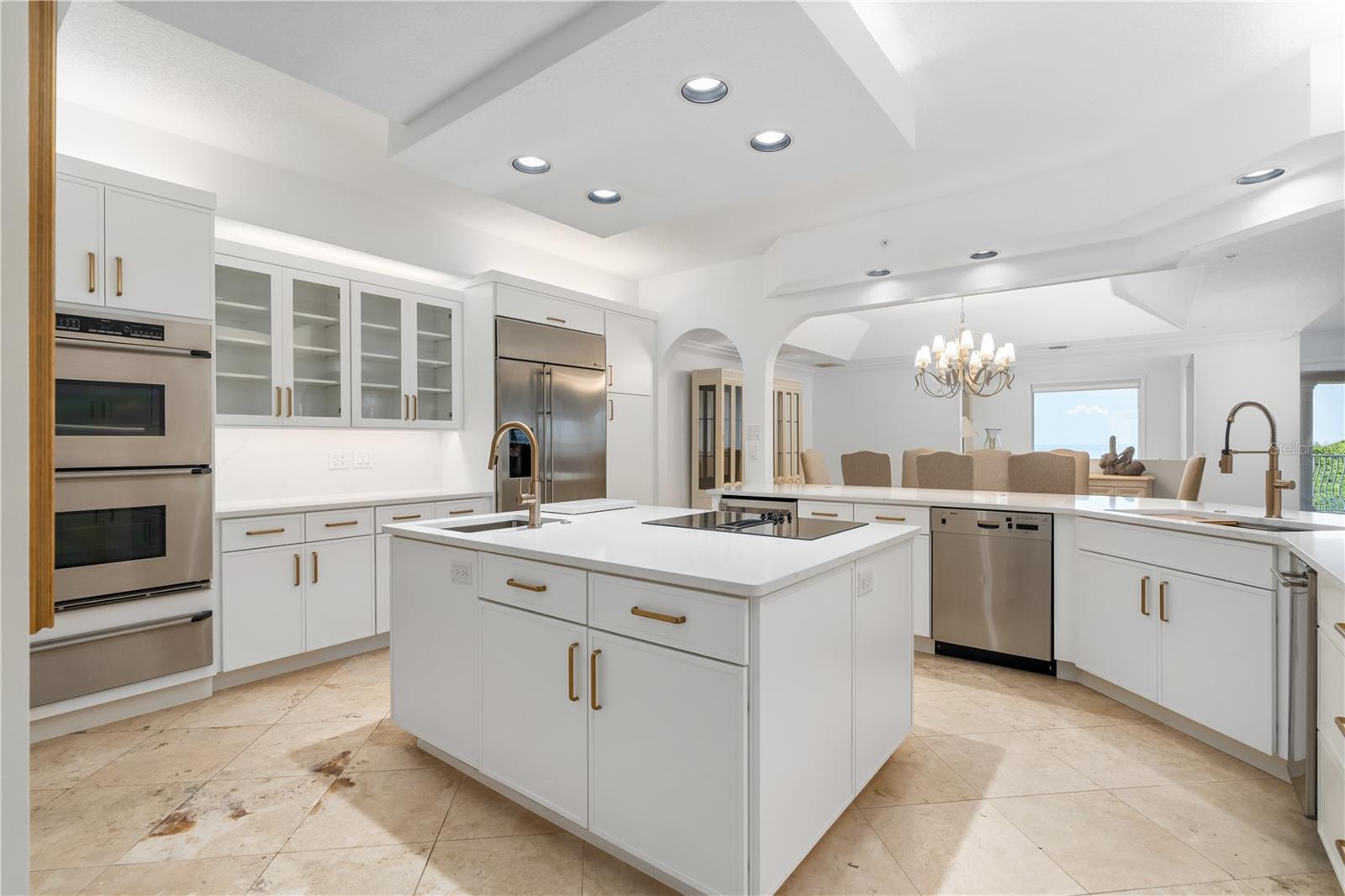 OCEAN CLUB VILLAS SOUTH - Residential