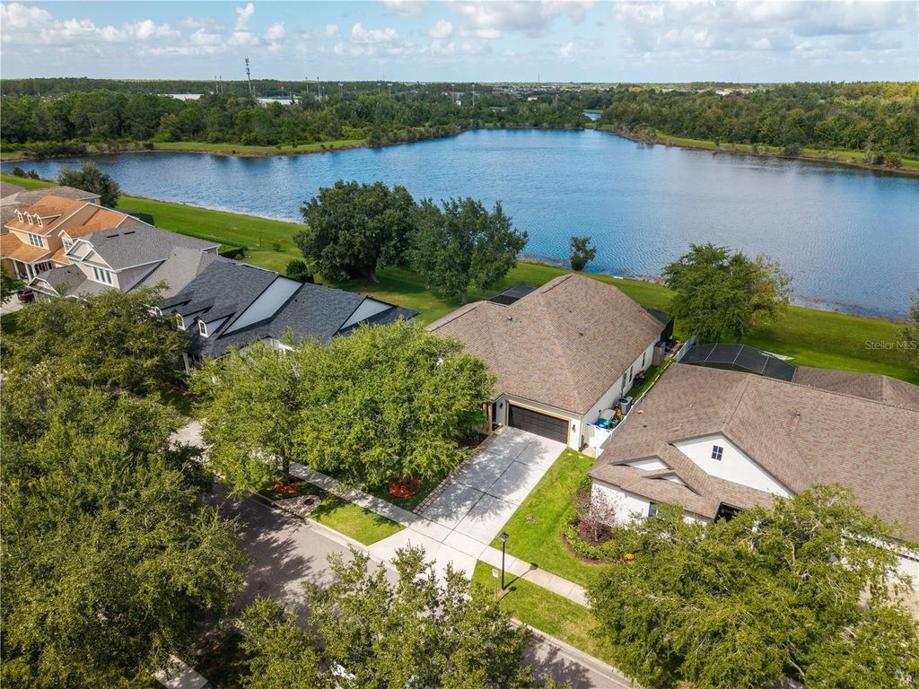 Photo of 14339 Southern Red Maple Drive, Orlando, FL 32828 (MLS # G5102982)