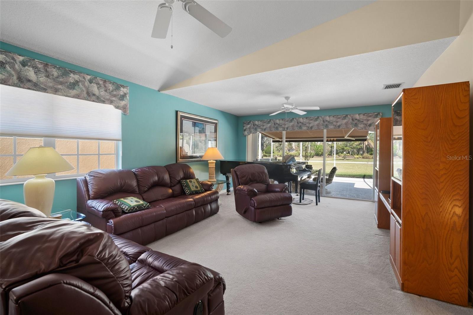 7623 CAMMINARE DRIVE