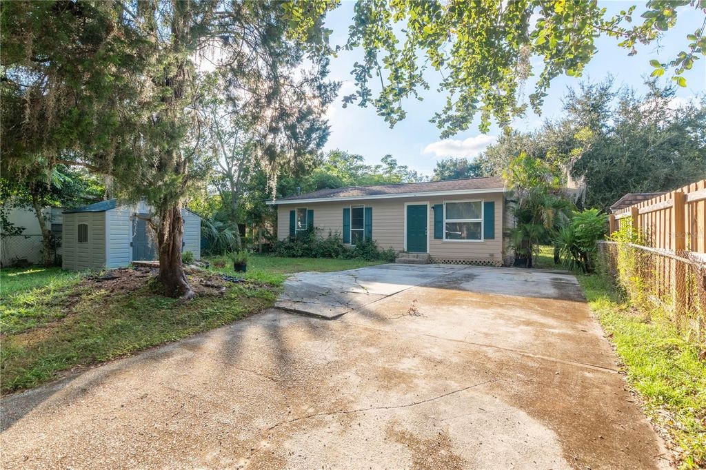 Photo of 4793 Pleasant Avenue, Palm Harbor, FL 34683 (MLS # TB8430569)
