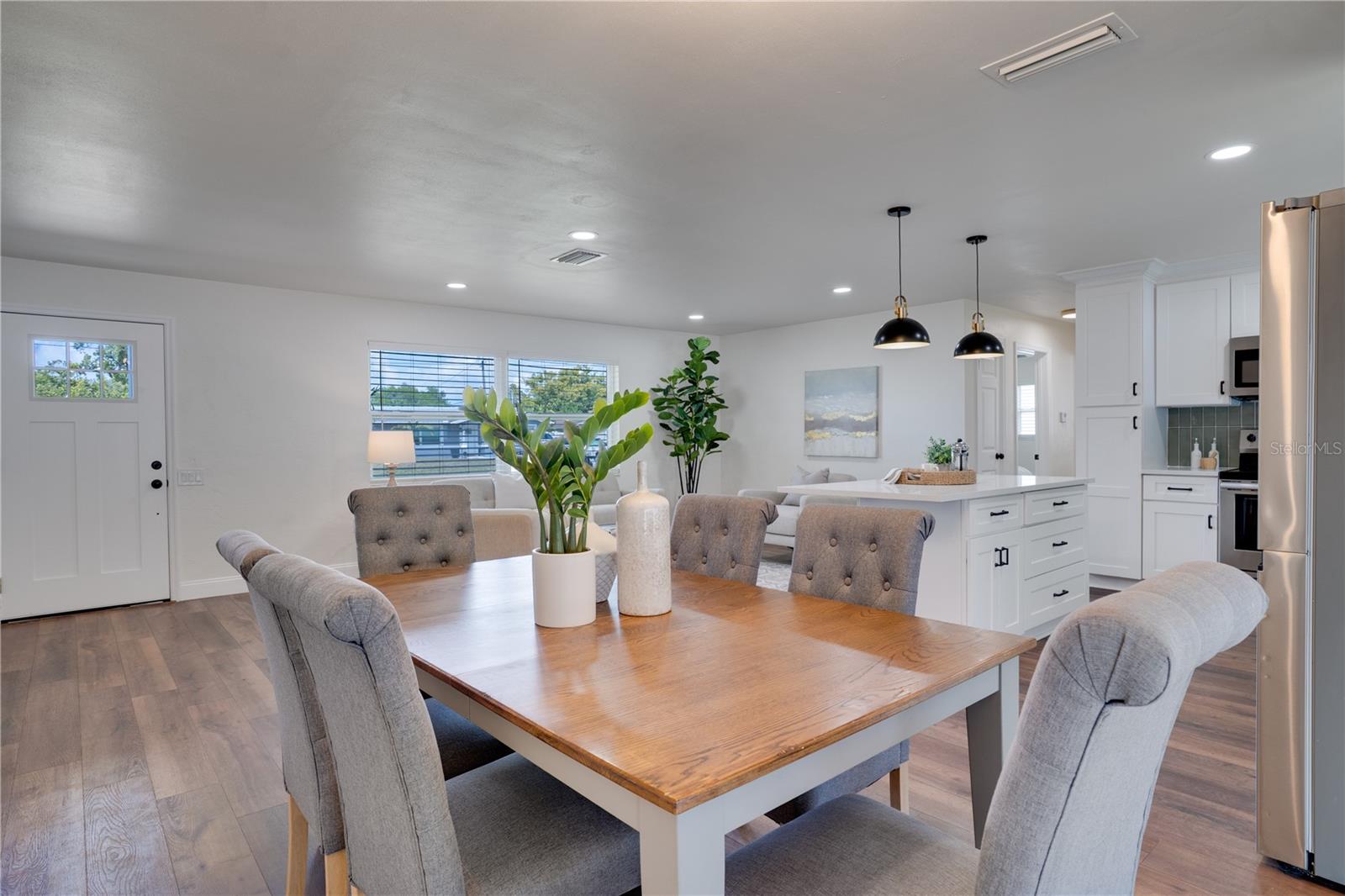 RIDGEWOOD GROVES - Residential