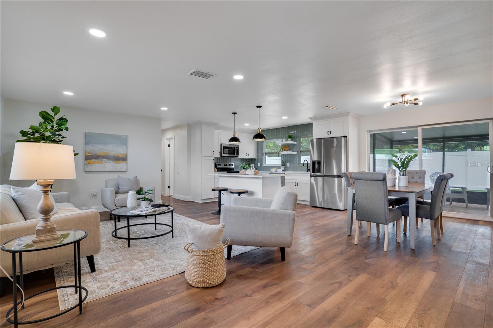 RIDGEWOOD GROVES - Residential