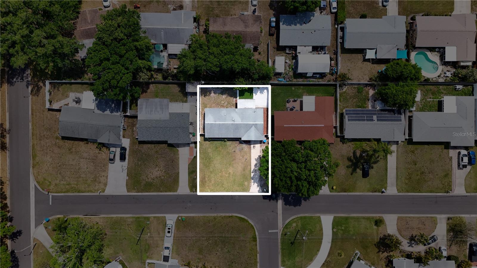 RIDGEWOOD GROVES - Residential