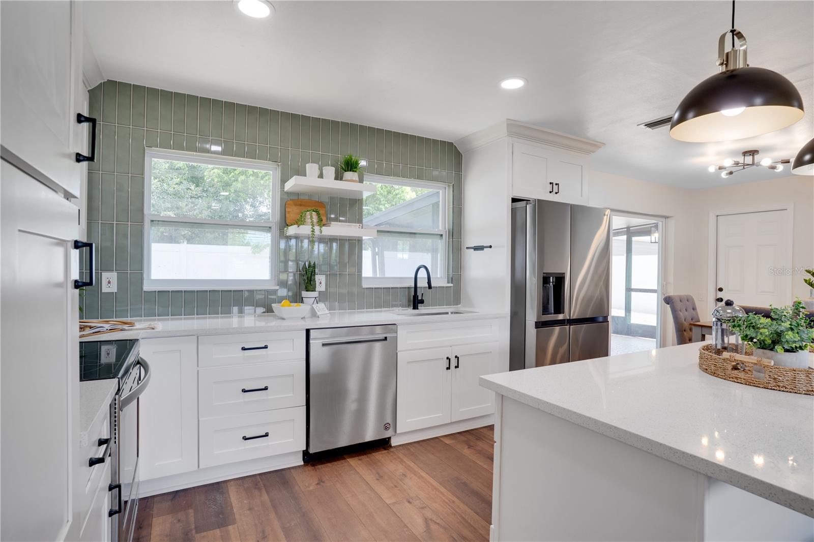 RIDGEWOOD GROVES - Residential