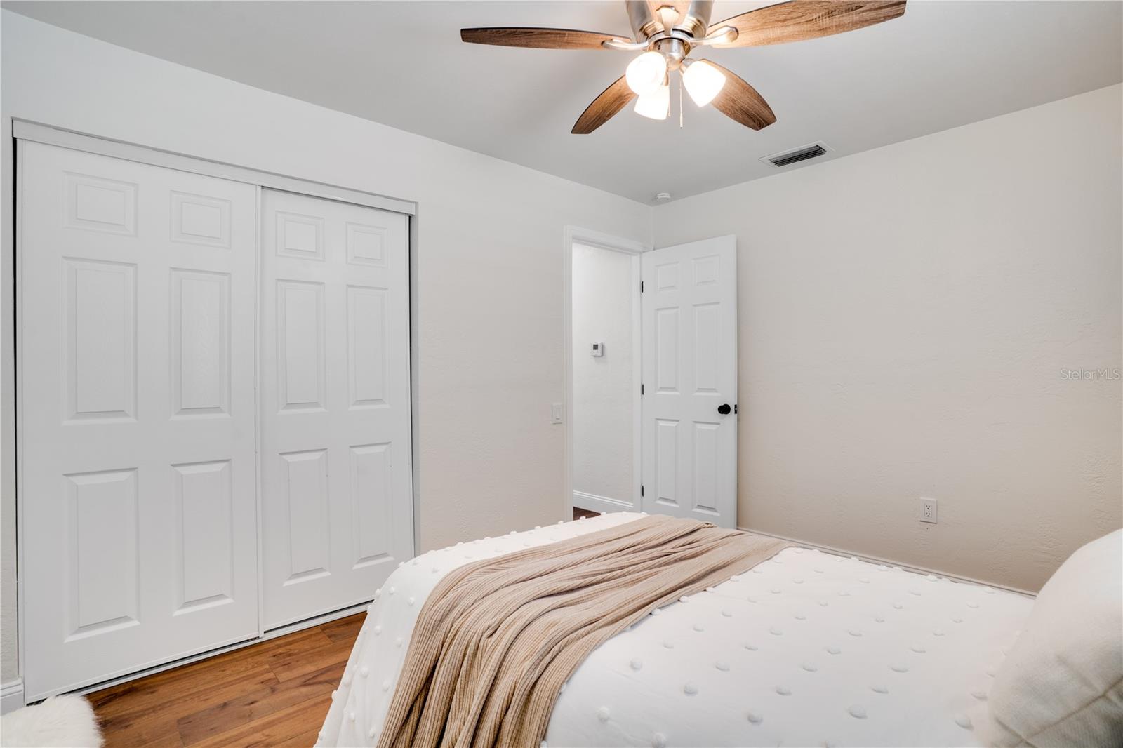 RIDGEWOOD GROVES - Residential