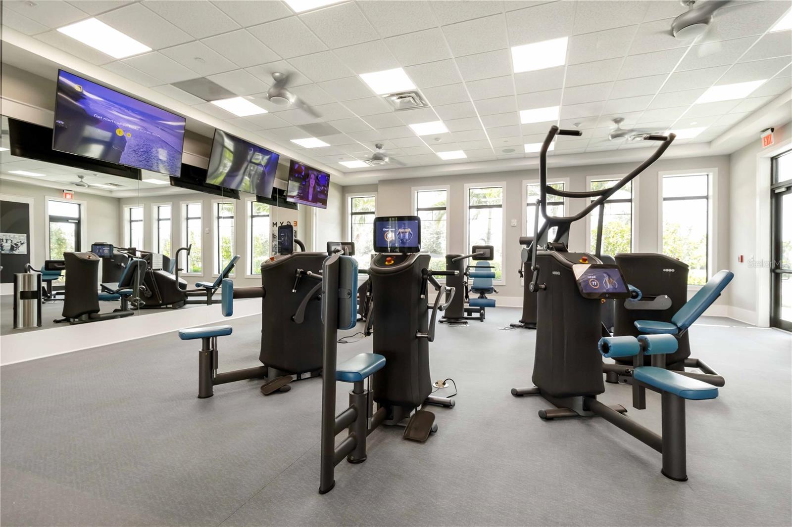 CRESSWIND LAKEWOOD RANCH - Residential