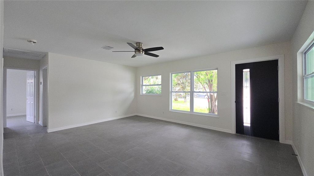 Photo of 115 15th Avenue SW, Largo, FL 33770 (MLS # TB8438697)