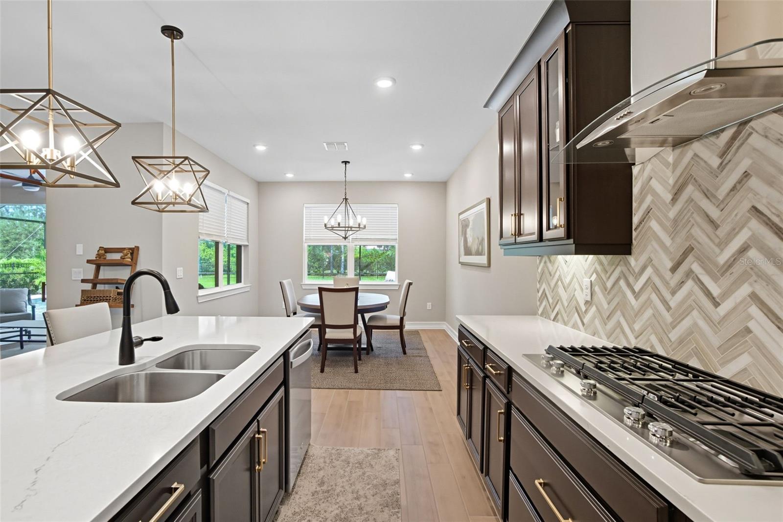 HERON LANDING - Residential