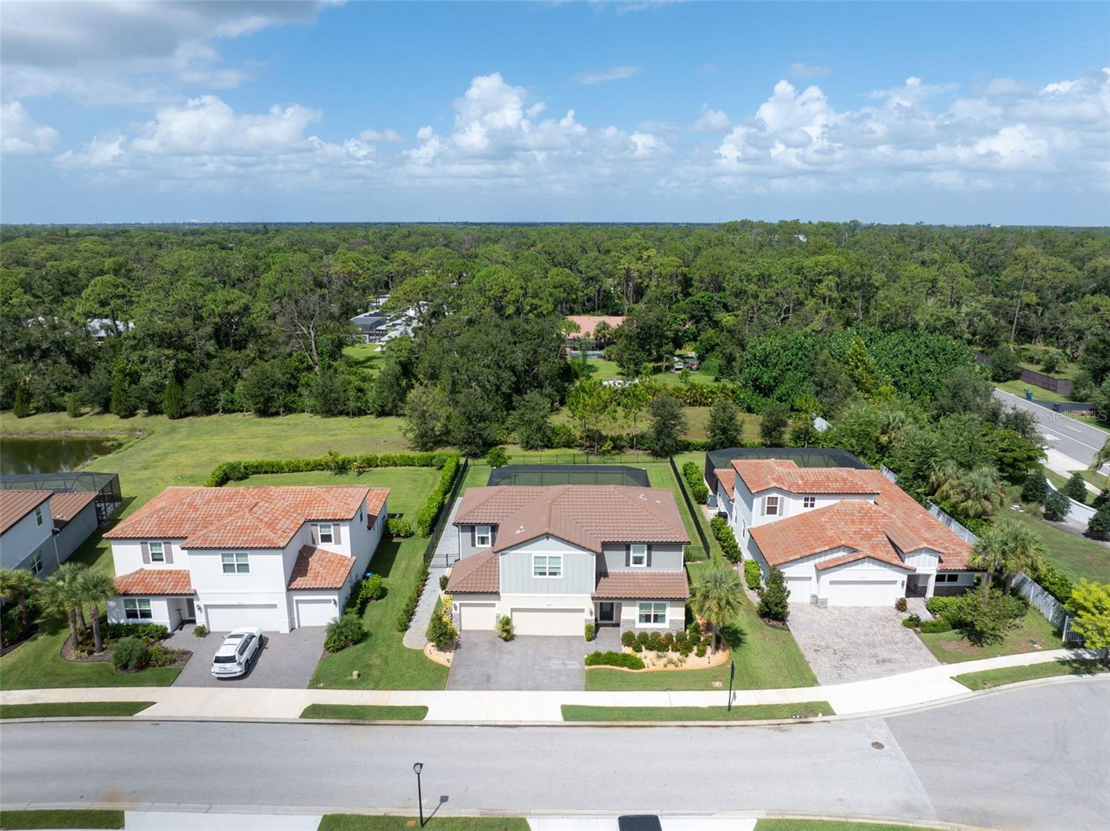 HERON LANDING - Residential
