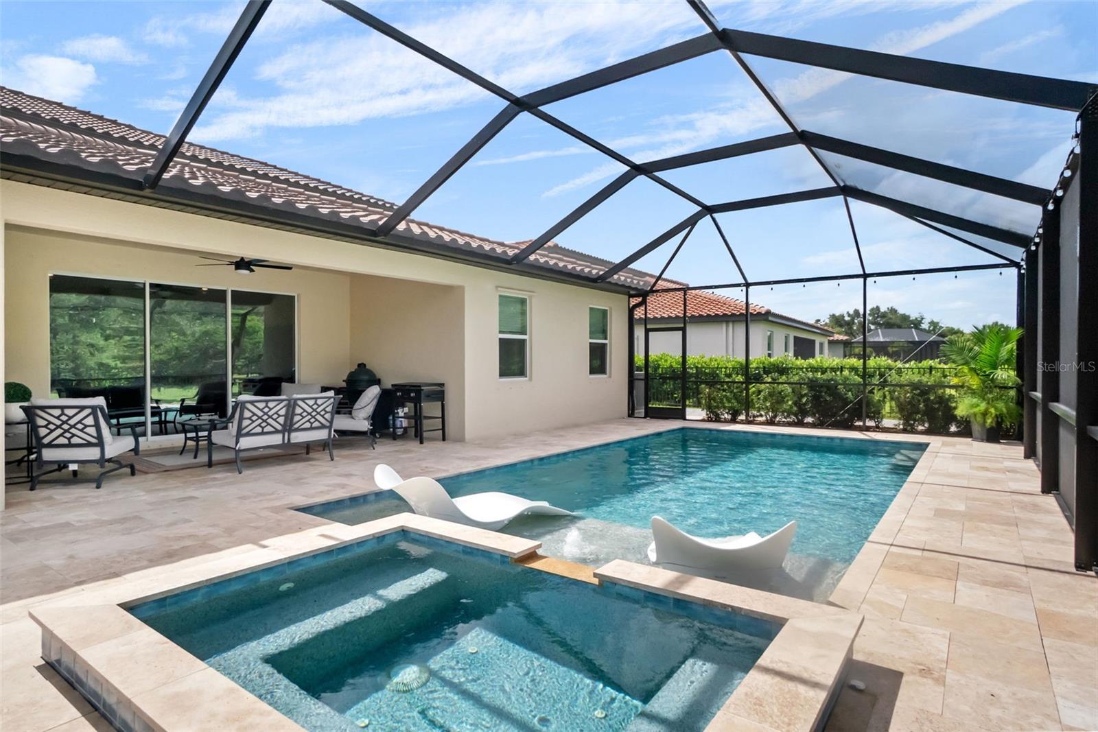 HERON LANDING - Residential