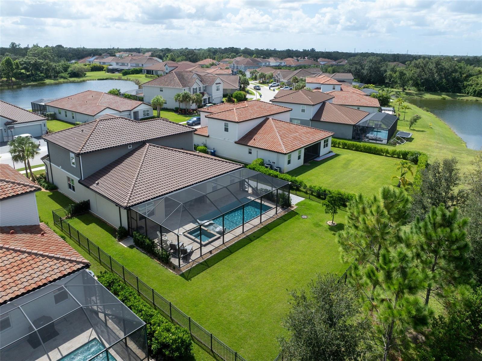 HERON LANDING - Residential