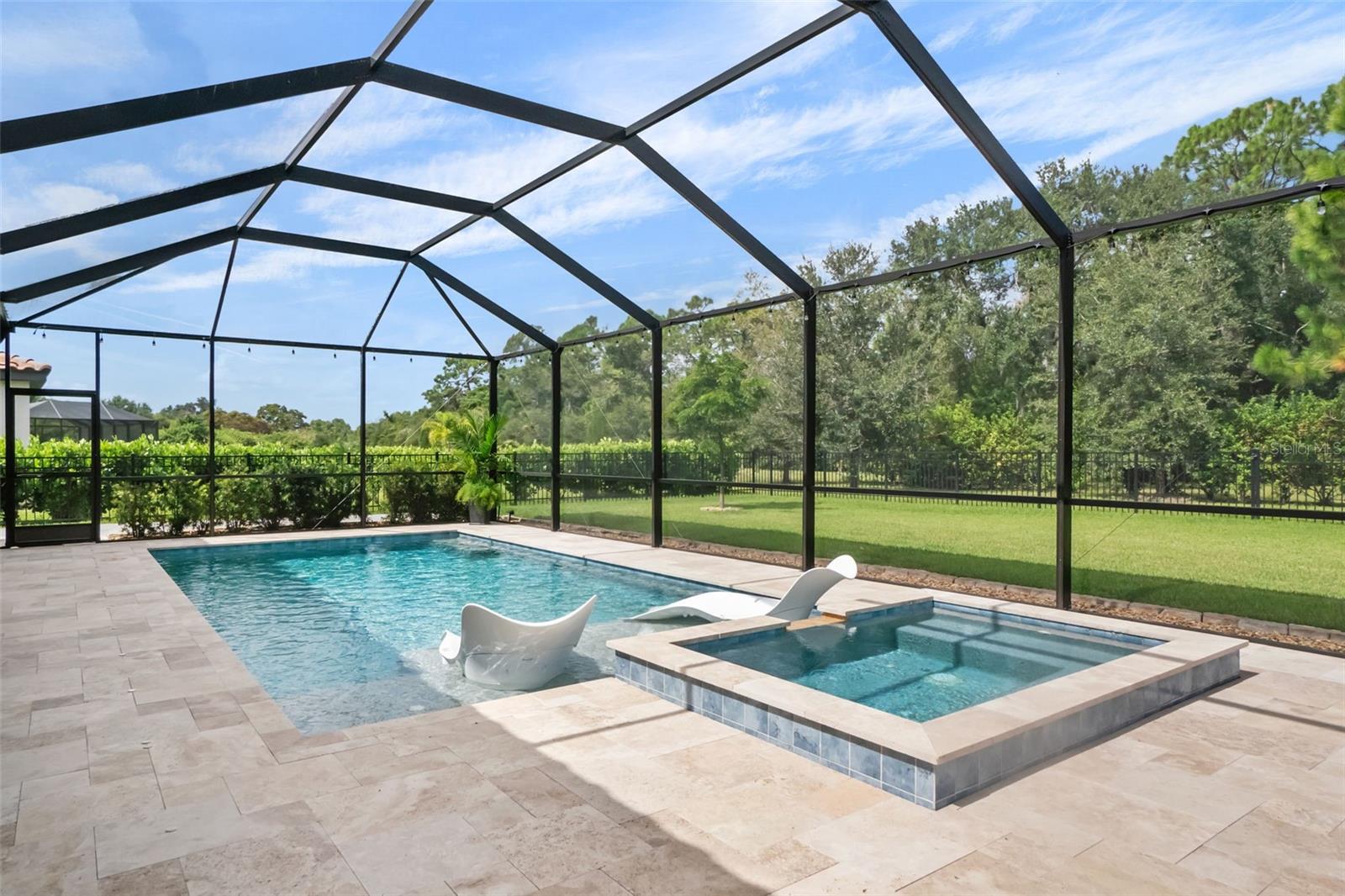 HERON LANDING - Residential
