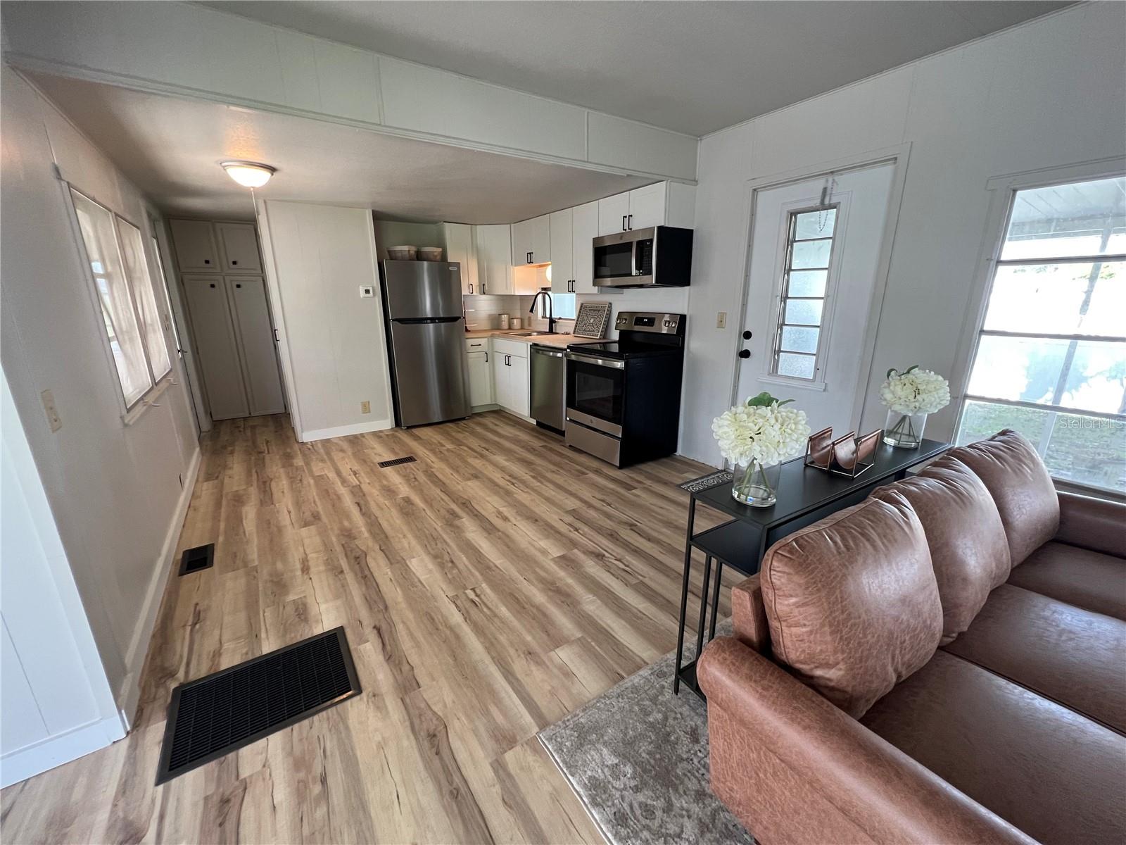 TRI-PAR ESTATES - Residential