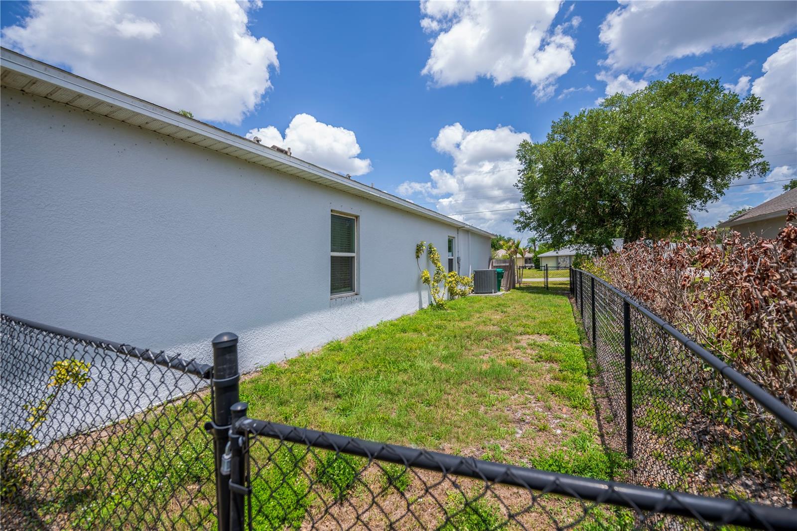 PUNTA GORDA ISLES SEC 20 - Residential