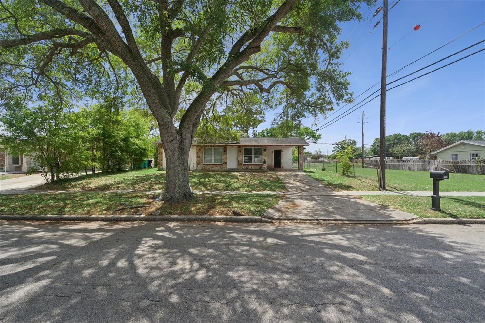 RICHMOND HEIGHTS - Residential