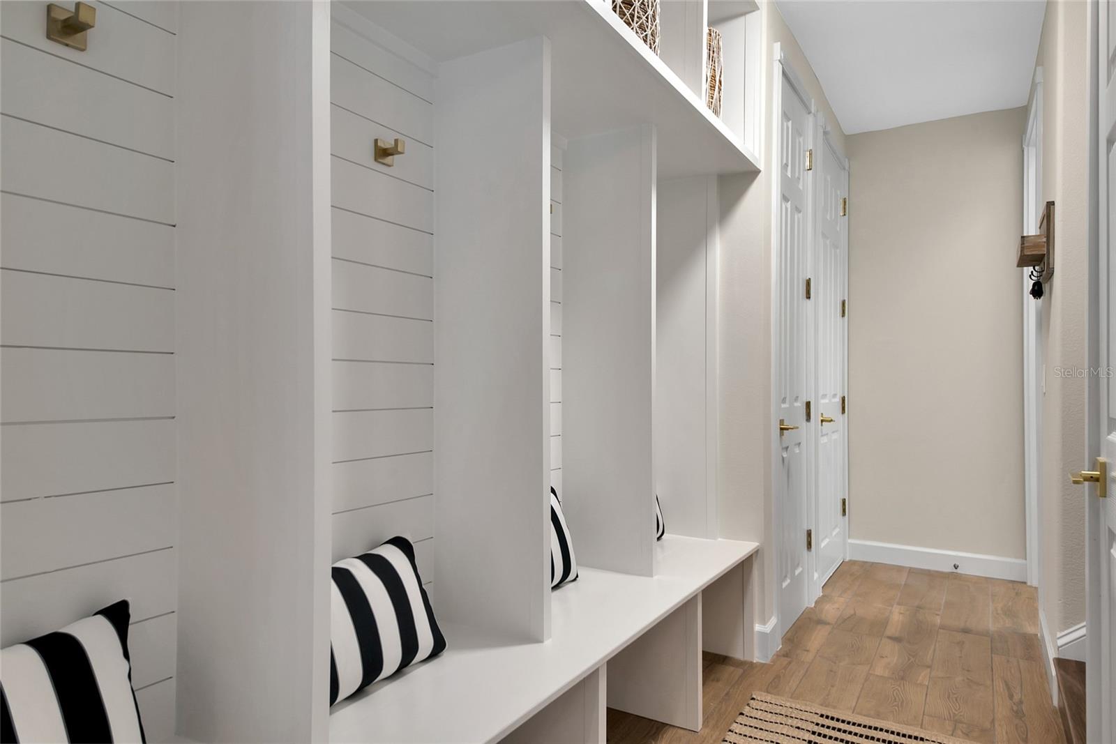 OAKS 2 PH 1 - Residential