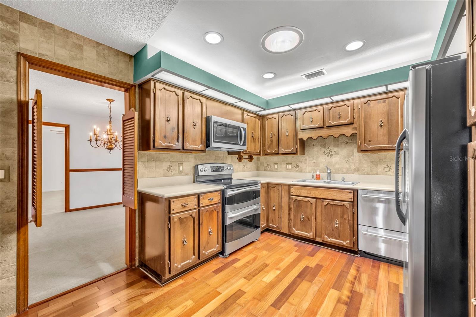 MAITLAND GROVE - Residential Lease