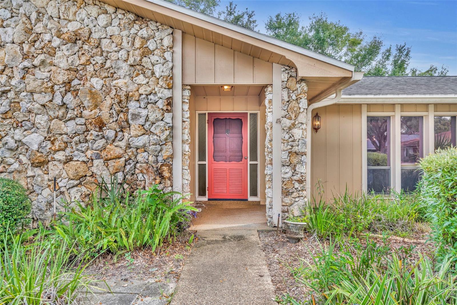 MAITLAND GROVE - Residential Lease