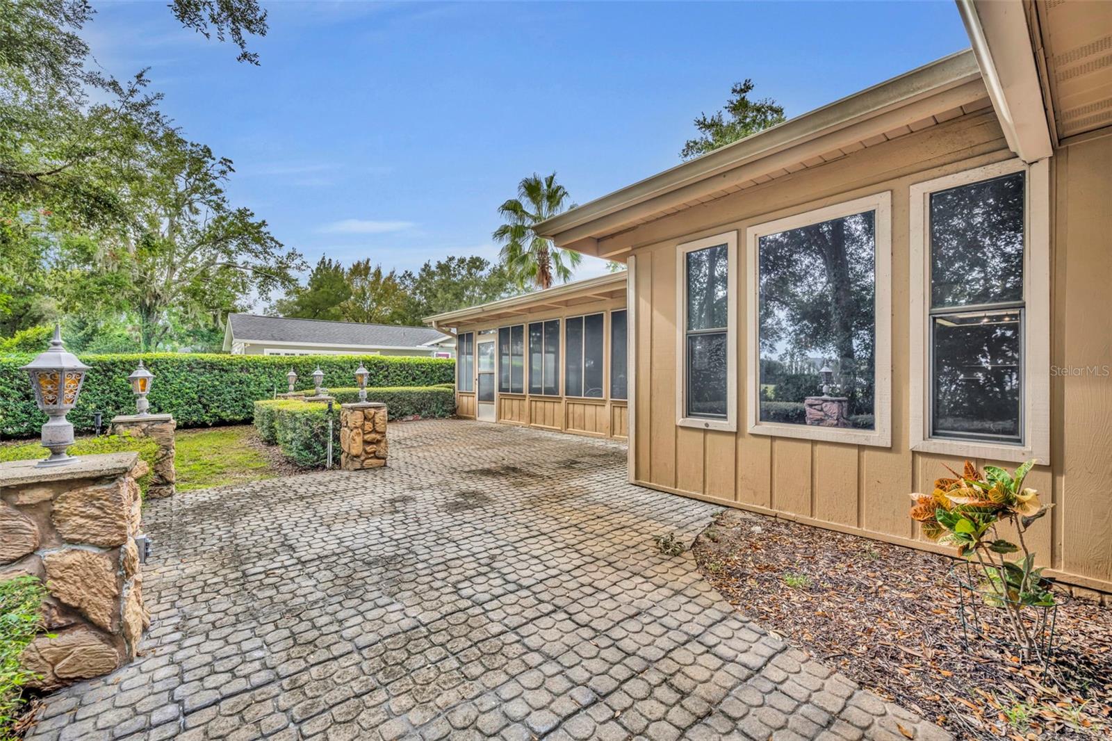 MAITLAND GROVE - Residential Lease