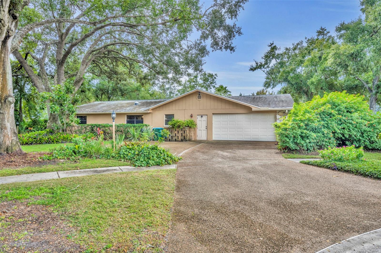 MAITLAND GROVE - Residential Lease