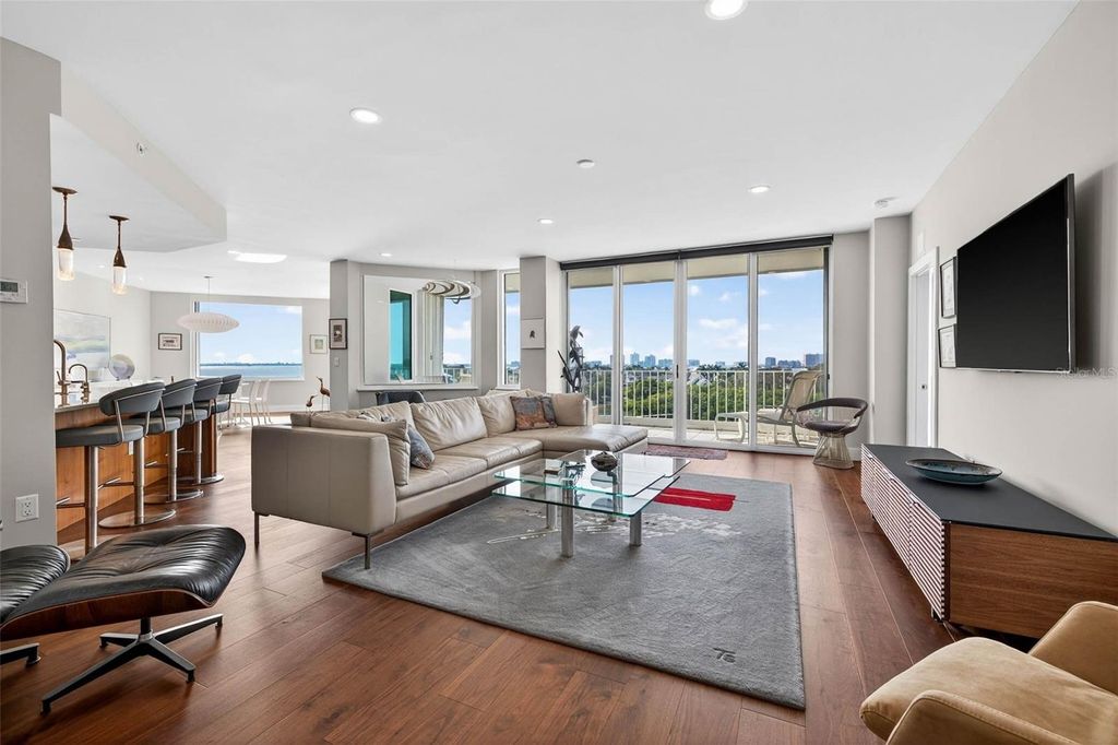 Photo of 1 Seaside Lane #503, Belleair, FL 33756 (MLS # TB8470172)