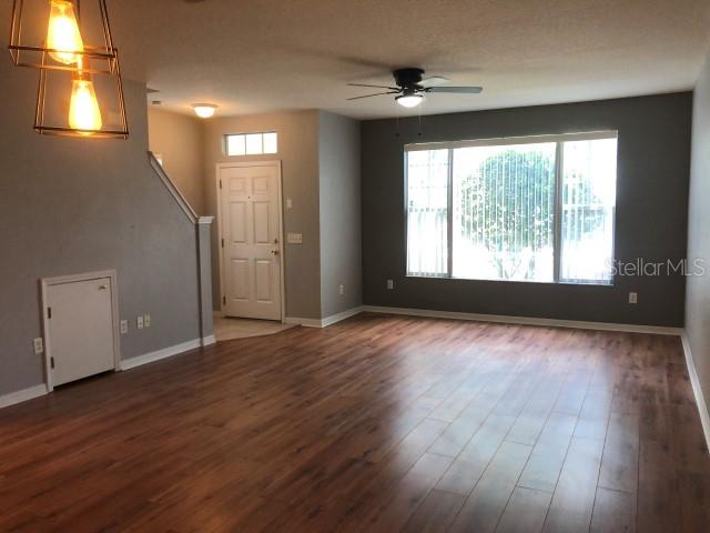 NEW TWNHMS OF LAKEVIEW VILL - Residential Lease