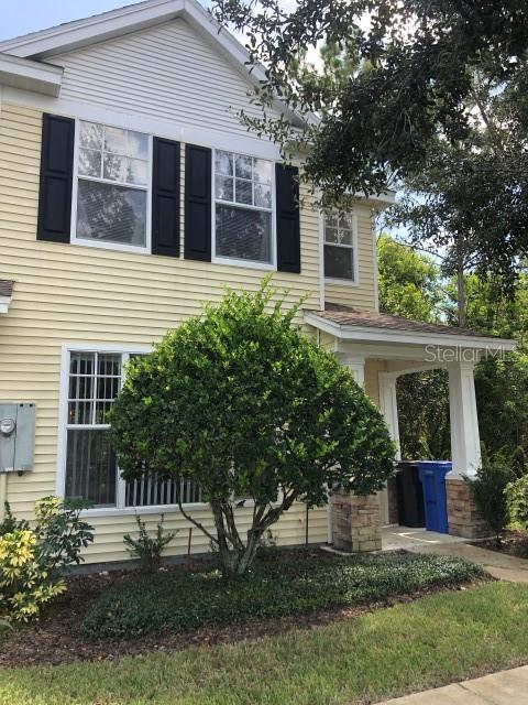 NEW TWNHMS OF LAKEVIEW VILL - Residential Lease