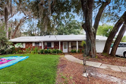 Photo of 3461 NW 34th Place, Gainesville, FL 32605 (MLS # G5100090) Photo of 3461 NW 34th Place, Gainesville, FL 32605 (MLS # G5100090)