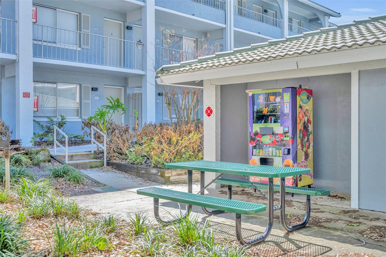 WATERSIDE AT CRANES ROOST A CONDO COMMUN - Residential