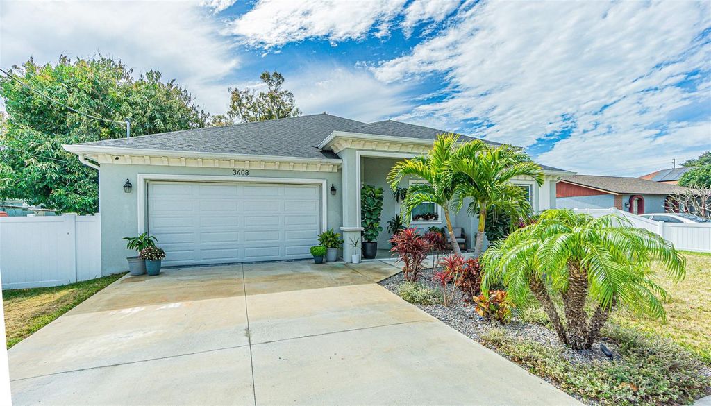 Photo of 3408 W Dewey Street, Tampa, FL 33607 (MLS # TB8476435)