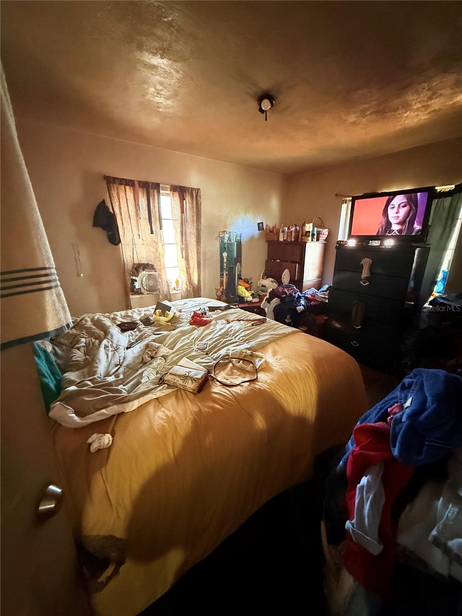 LAKESIDE 1ST ADD - Residential