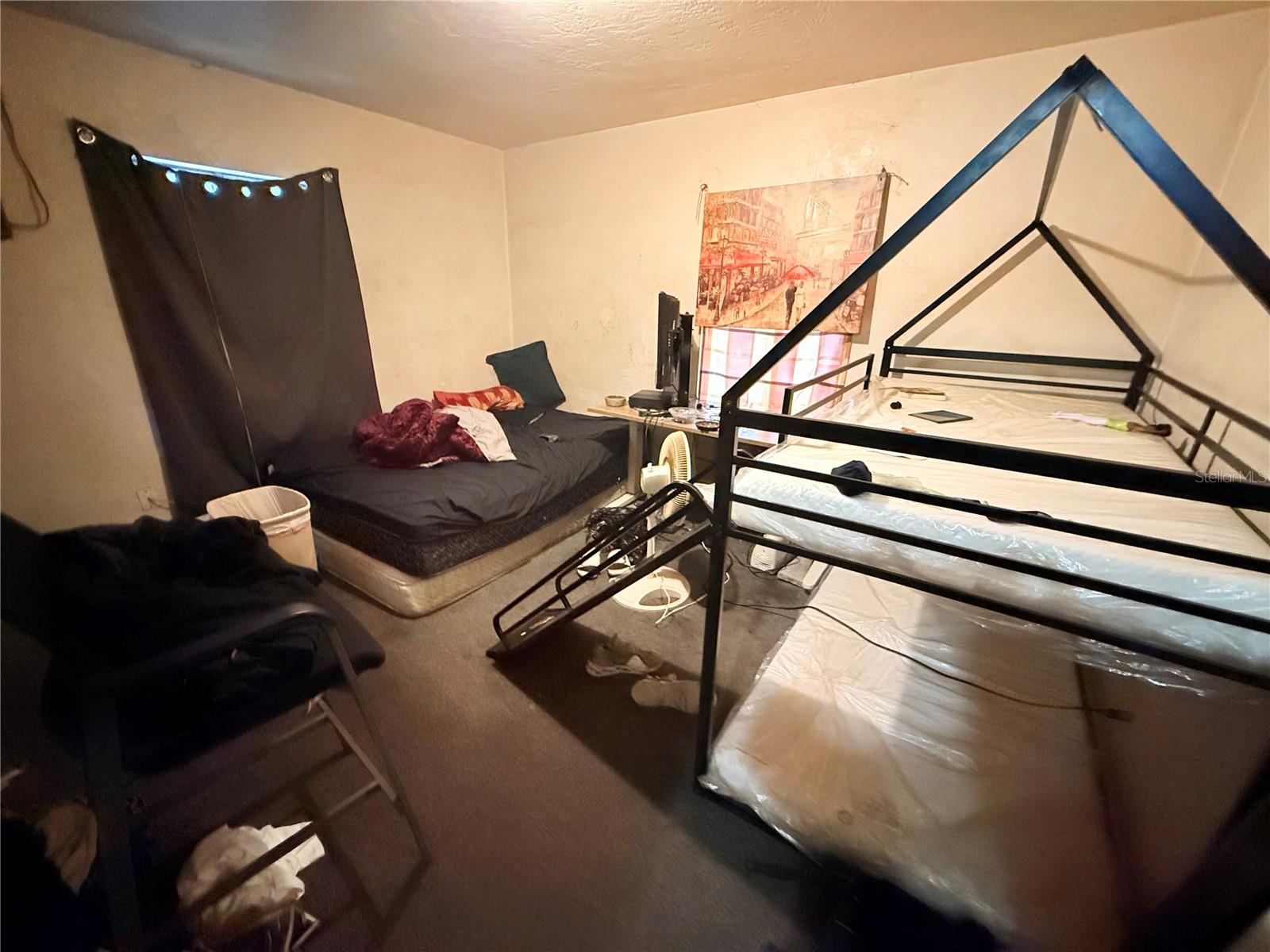 LAKESIDE 1ST ADD - Residential