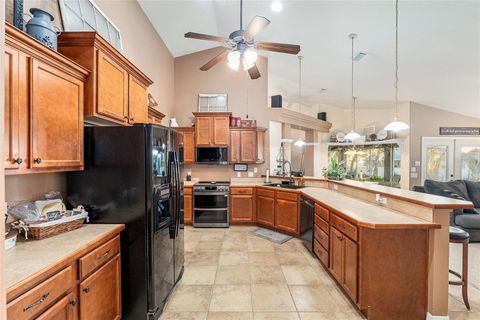 Tiny photo for 3300 SE 45th Avenue, Ocala, FL 34480 (MLS # OM717999)